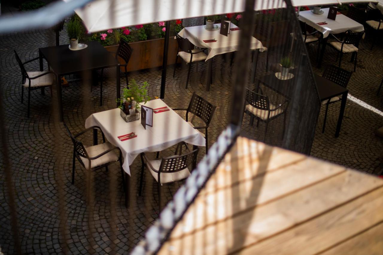 Roessl Bianco B&B&B Мерано Экстерьер фото